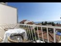 Appartements et chambres Mini - parking: SA1(2), R1(2) s balkonom Bol - Île de Brac  - Studio appartement - SA1(2): terrasse