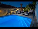 Maisons de vacances Andre - swimming pool H(6+2) Nerezisca - Île de Brac  - Croatie  - piscine