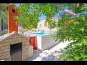 Maisons de vacances Tonko - open pool: H(4+1) Postira - Île de Brac  - Croatie  - barbecue