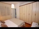 Appartements Mika - 150m from the sea A1(6), A2(4) Postira - Île de Brac  - Appartement - A2(4): chambre