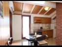 Appartements Damir - 80 m from beach: A1(4), A2(2+2) Postira - Île de Brac  - Appartement - A2(2+2): cuisine