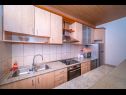 Appartements Zoran - 30 m from beach: A1(4) Postira - Île de Brac  - Appartement - A1(4): cuisine