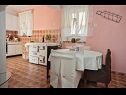 Appartements Jasna - cozy apartment in a peaceful area A1(2), A2(4) Selca - Île de Brac  - Appartement - A2(4): cuisine salle à manger