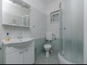 Appartements Silvana - economy apartments : A1(4), A3(2+1), A2(2) Supetar - Île de Brac  - Appartement - A2(2): salle de bain W-C