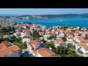 Appartements Rina - 200 m from beach: A1(6) Okrug Donji - Île de Ciovo  - détail