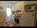 Appartements Milena - beautiful & close to the beach: A1(5) Okrug Gornji - Île de Ciovo  - Appartement - A1(5): cuisine