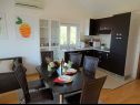 Appartements Tomislav A1 crni(4+1), A2 crveni(4+1), A3(5+1), A4(2+2) Selce - Riviera de Crikvenica  - Appartement - A3(5+1): cuisine salle à manger