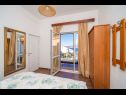 Appartements Pavo - comfortable with parking space: A1(2+3), SA2(2+1), A3(2+2), SA4(2+1), A6(2+3) Cavtat - Riviera de Dubrovnik  - Appartement - A3(2+2): chambre &agrave; coucher