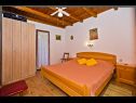 Appartements Kati - pure nature & serenity: A1(5) Baie Zarace (Milna) - Île de Hvar  - Croatie  - Appartement - A1(5): chambre &agrave; coucher