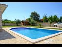 Maisons de vacances Mary - with pool : H (8+1) Medulin - Istrie  - Croatie  - piscine