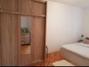 Appartements Lion - free parking: A2(3+1), A3(4+1), A4(2), SA6(2), A7(2) Umag - Istrie  - Appartement - A4(2): chambre &agrave; coucher