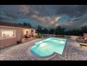 Maisons de vacances Klo - with pool : H(8) Valtura - Istrie  - Croatie  - H(8): piscine (maison et environs)