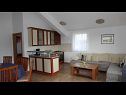 Appartements Ema A1(4), A2(4) Malinska - Île de Krk  - Appartement - A2(4): cuisine salle à manger