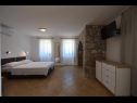 Appartements Insula Insule - rustic & peaceful: SA1(2+1), SA2(2+1) Skrbcici - Île de Krk  - Studio appartement - SA1(2+1): chambre &agrave; coucher