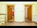 Appartements Kostrena - with pool: A1(5), A2(5) Kostrena - Kvarner  - Appartement - A1(5): couloir