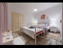 Maisons de vacances Ingrid - retro deluxe: H(5+2) Rijeka - Kvarner  - Croatie  - H(5+2): chambre &agrave; coucher