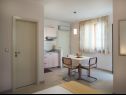 Appartements Smilja - 150 m from pebble beach: A1(2+2), A2(2+1), SA3(2) Baska Voda - Riviera de Makarska  - Studio appartement - SA3(2): intérieur