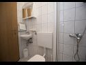 Appartements Robert - sea view : A1(4+1), A2(4+2) Brela - Riviera de Makarska  - Appartement - A2(4+2): salle de bain W-C