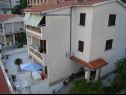 Appartements Lovre - close to the sea : A1(6), A2(4+1) prizemlje, A3(5) Brela - Riviera de Makarska  - maison