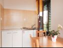 Appartements Srzi 1 - 200 m from sea: A4(2+2), A5(4) Makarska - Riviera de Makarska  - Appartement - A4(2+2): cuisine salle à manger