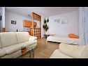 Appartements Zrine - comfortable with a balcony: A1(2+2) Makarska - Riviera de Makarska  - Appartement - A1(2+2): séjour
