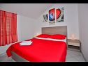 Appartements Marijo - 300 m from beach: A1(4+1) Makarska - Riviera de Makarska  - Appartement - A1(4+1): chambre &agrave; coucher