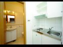 Appartements et chambres Ljuba - 130 meter from sea SA1(2), SA2(2+1), SA6(2+1), A4(2+1), R3(2+1), R7(2+1) Makarska - Riviera de Makarska  - Studio appartement - SA6(2+1): cuisine