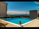 Appartements Stan - with pool : A1(4) Makarska - Riviera de Makarska  - piscine