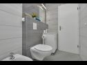 Appartements Smi - 250 m from sea: A1 juzni(2+1), A2 sjeverni(2+1), A3(4) Makarska - Riviera de Makarska  - Appartement - A2 sjeverni(2+1): salle de bain W-C