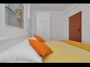 Appartements Smi - 250 m from sea: A1 juzni(2+1), A2 sjeverni(2+1), A3(4) Makarska - Riviera de Makarska  - Appartement - A3(4): chambre &agrave; coucher