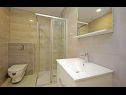 Appartements Luxury - heated pool, sauna and gym: A1(2), A2(2), A3(4), A4(2), A5(4), A6(2) Makarska - Riviera de Makarska  - salle de bain W-C