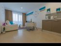 Appartements Luxury - heated pool, sauna and gym: A1(2), A2(2), A3(4), A4(2), A5(4), A6(2) Makarska - Riviera de Makarska  - Appartement - A4(2): cuisine salle à manger