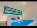 Appartements Luxury - heated pool, sauna and gym: A1(2), A2(2), A3(4), A4(2), A5(4), A6(2) Makarska - Riviera de Makarska  - Appartement - A4(2): chambre &agrave; coucher