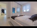 Appartements Luxury - heated pool, sauna and gym: A1(2), A2(2), A3(4), A4(2), A5(4), A6(2) Makarska - Riviera de Makarska  - Appartement - A6(2): chambre &agrave; coucher