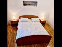 Appartements Damir A1(4) Tucepi - Riviera de Makarska  - Appartement - A1(4): chambre &agrave; coucher