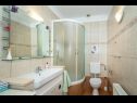 Appartements Damir A1(4) Tucepi - Riviera de Makarska  - Appartement - A1(4): salle de bain W-C