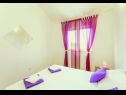 Maisons de vacances Ned H(4+1) Tucepi - Riviera de Makarska  - Croatie  - H(4+1): chambre &agrave; coucher