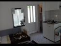 Appartements Zorica - with view: A1(4+1), SA2(2+1), SA3(2+1), SA4(2+1), A5(10+1) Marusici - Riviera de Omis  - Studio appartement - SA2(2+1): chambre &agrave; coucher