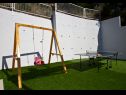 Maisons de vacances Miho - with pool : H(12+4) Omis - Riviera de Omis  - Croatie  - aire de jeux enfants