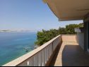 Appartements Grand view - 2m from the beach : A1(6) Stara Novalja - Île de Pag  - Appartement - A1(6): terrasse