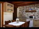 Maisons de vacances Three holiday homes: H1 Azur (4), H2 Wood (4), H3 Ston (4+2) Orebic - Péninsule de Peljesac  - Croatie  - H2 Wood (4): cuisine salle à manger