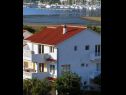 Appartements Tiho - 300 m from sea: A1(2), A2(4+2), A3(2) Supetarska Draga - Île de Rab  - maison