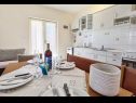 Appartements Vinx - grill and terrace A1(2+2), A2(2+2) Baie Kanica (Rogoznica) - Riviera de Sibenik  - Croatie  - Appartement - A2(2+2): cuisine salle à manger
