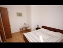 Appartements Amalija - 50m close to the sea: A2(2), A3 posebni(2), A4(4) Rogoznica - Riviera de Sibenik  - Appartement - A2(2): chambre &agrave; coucher
