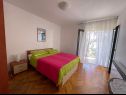 Appartements Bilja - 20 M from the sea A1(2), A2(2), A3(2), A4(6) Rogoznica - Riviera de Sibenik  - Appartement - A4(6): chambre &agrave; coucher