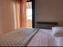 Appartements Bilja - 20 M from the sea A1(2), A2(2), A3(2), A4(6) Rogoznica - Riviera de Sibenik  - Appartement - A4(6): chambre &agrave; coucher