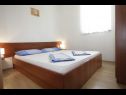 Appartements Deep Blue A1 PR(6+1), A2 KAT(6+1), A3(4+1) Srima - Riviera de Sibenik  - Appartement - A3(4+1): chambre &agrave; coucher