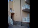 Appartements Sabina - parking: A1(2+2), A3(2+2), A4(2+2) Vodice - Riviera de Sibenik  - maison