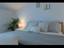 Maisons de vacances Villa Solis - luxury with pool: H(6) Dicmo - Riviera de Split  - Croatie  - H(6): chambre &agrave; coucher
