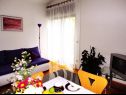 Appartements Božana - with parking : A1(2), A2(2+1), A3(3+2) Kastel Luksic - Riviera de Split  - Appartement - A2(2+1): séjour